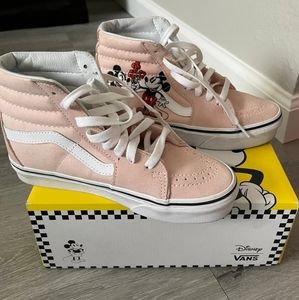 Disney x Sk8-Hi 'Mickey & Minnie' vans w5